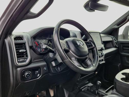 2024 RAM 3500 Tradesman Crew Cab 4x4 8' Box