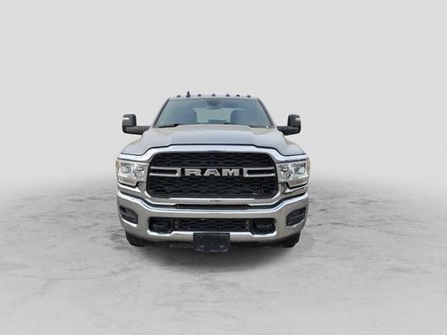 2024 RAM 3500 Tradesman Crew Cab 4x4 8' Box