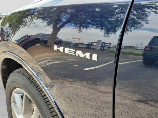 Night Moves 2026 Dodge Durango GT HEMI V8
