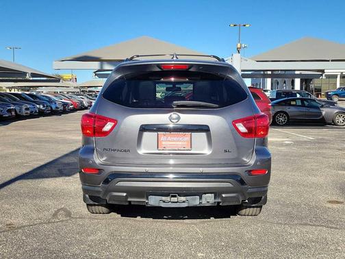 2020 Nissan Pathfinder SL 2WD