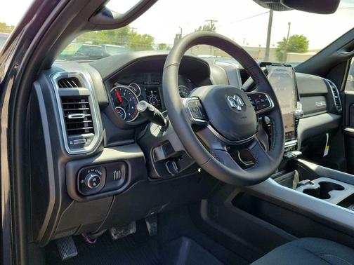 2025 RAM 2500 Lone Star Crew Cab 4x4 6'4' Box