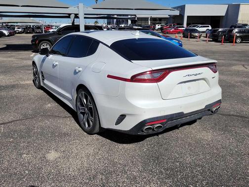 2020 Kia Stinger GT1