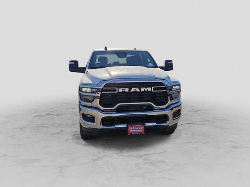 Bright White Clearcoat 2025 RAM 2500 Big Horn Crew Cab 4x4 6'4' Box