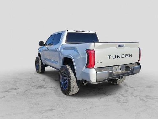 2023 Toyota Tundra Hybrid Capstone