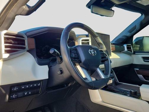 2023 Toyota Tundra Hybrid Capstone