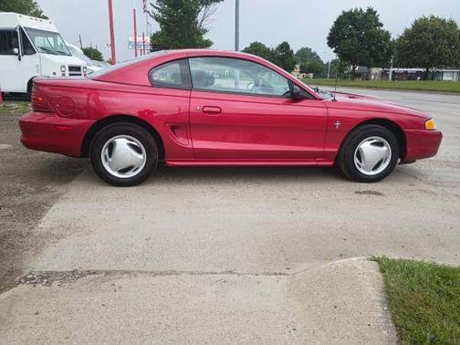 1994 Ford Mustang Base