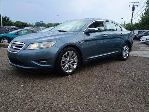 2010 Ford Taurus Limited