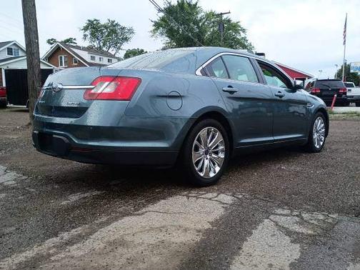 2010 Ford Taurus Limited
