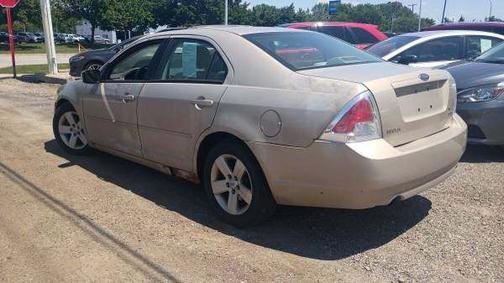 TAN 2006 Ford Fusion SE