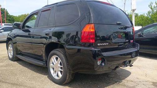 BLACK 2006 GMC Envoy Denali