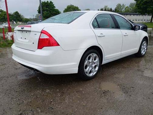 2011 Ford Fusion SE