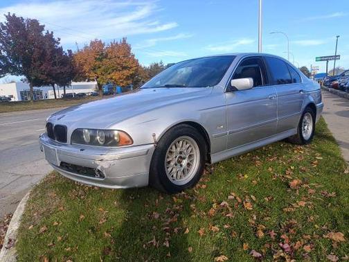 2002 BMW 525 i