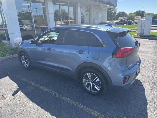 2022 Kia Niro Plug-In Hybrid EX Premium