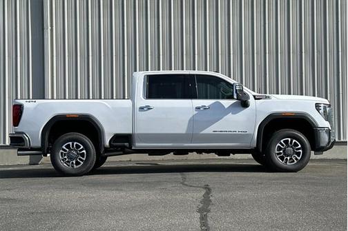 2025 GMC Sierra 2500 SLT
