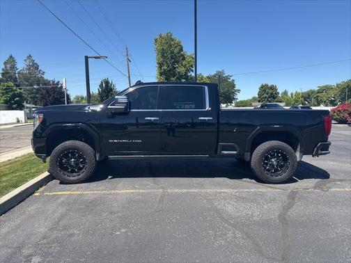 2020 GMC Sierra 2500 Denali