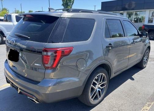 2017 Ford Explorer sport