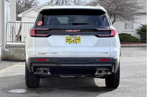 2025 GMC Acadia AWD AT4