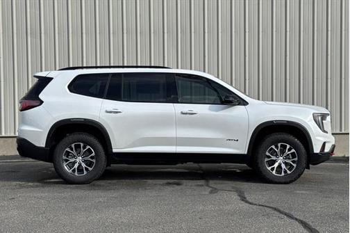 2025 GMC Acadia AWD AT4