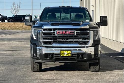 2025 GMC Sierra 2500 SLE