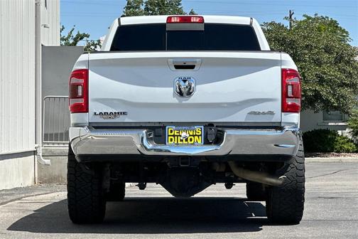 2022 RAM 3500 Laramie Crew Cab 4x4 6'4' Box