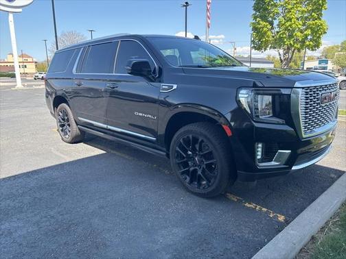 2022 GMC Yukon XL Denali