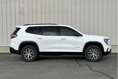 2025 GMC Acadia AWD AT4
