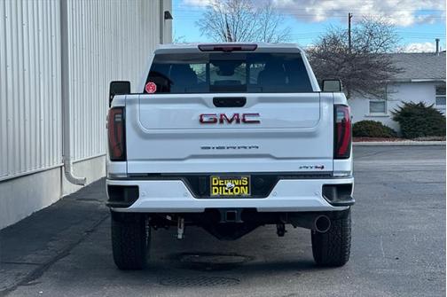2025 GMC Sierra 2500 AT4