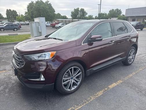 2022 Ford Edge Titanium