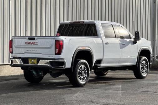 2022 GMC Sierra 3500 SLE