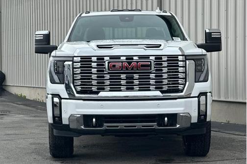 2025 GMC Sierra 2500 Denali