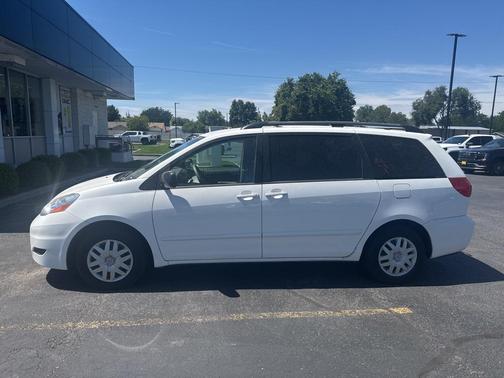 2007 Toyota Sienna CE