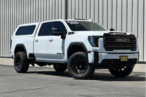2025 GMC Sierra 2500 AT4