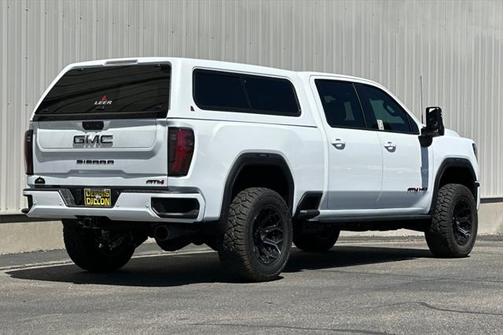 2025 GMC Sierra 2500 AT4