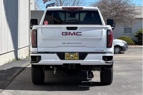 2025 GMC Sierra 2500 AT4