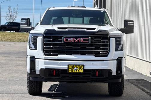 2025 GMC Sierra 2500 AT4