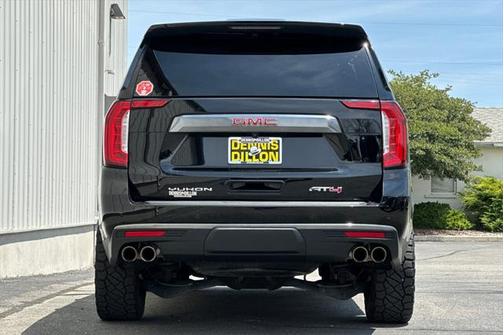 2022 GMC Yukon XL 4WD AT4