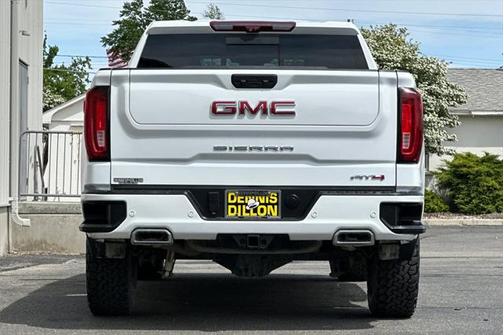 2022 GMC Sierra 1500 AT4