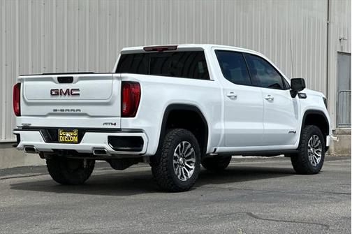 2022 GMC Sierra 1500 AT4