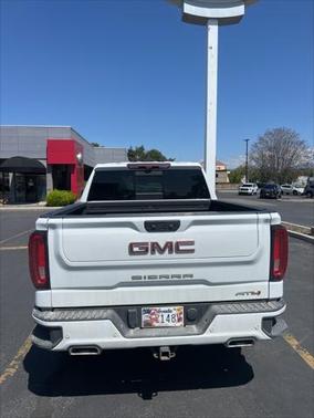 2022 GMC Sierra 1500 AT4