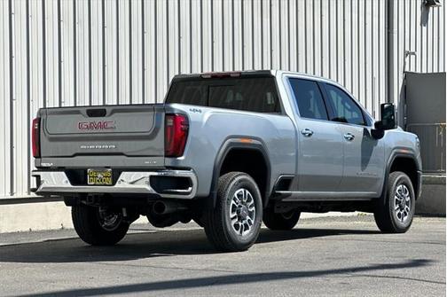 2025 GMC Sierra 2500 SLT