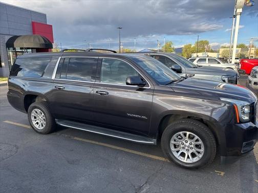 2016 GMC Yukon XL SLT