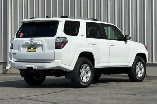 2024 Toyota 4Runner SR5