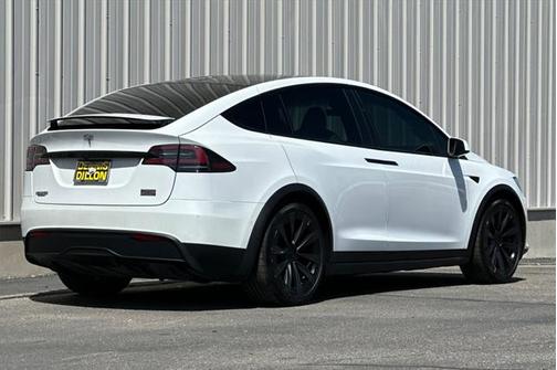 2022 Tesla Model X Plaid