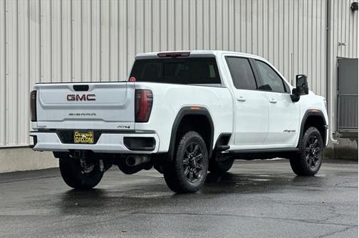 2025 GMC Sierra 2500 AT4