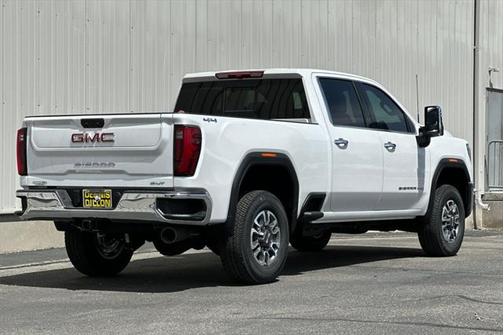 2025 GMC Sierra 2500 SLT