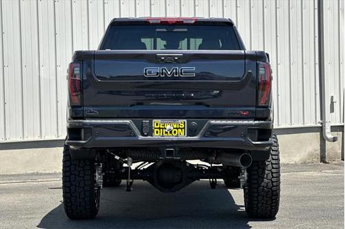 2025 GMC Sierra 2500 AT4