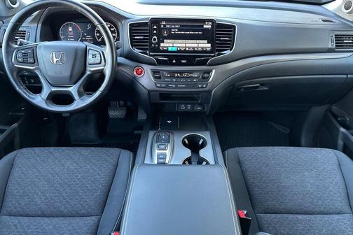 Solar Silver Metallic 2024 Honda Ridgeline Sport