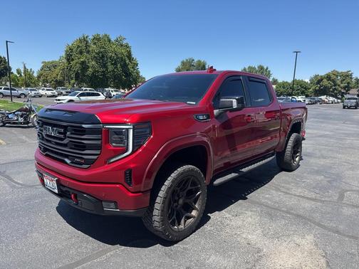 2025 GMC Sierra 1500 AT4