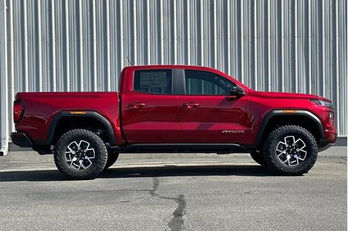 2025 GMC Canyon Base