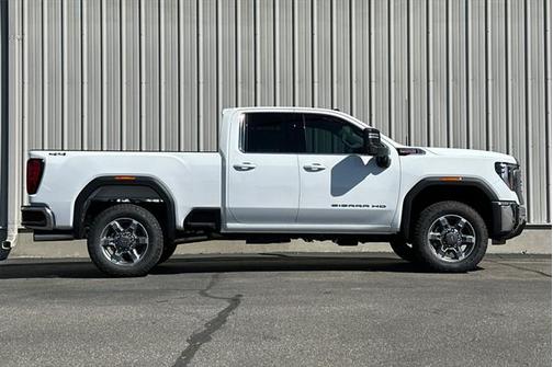 2025 GMC Sierra 2500 SLE